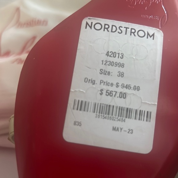 Brand New Christian Louboutin NEVER WORN - Picture 6 of 7